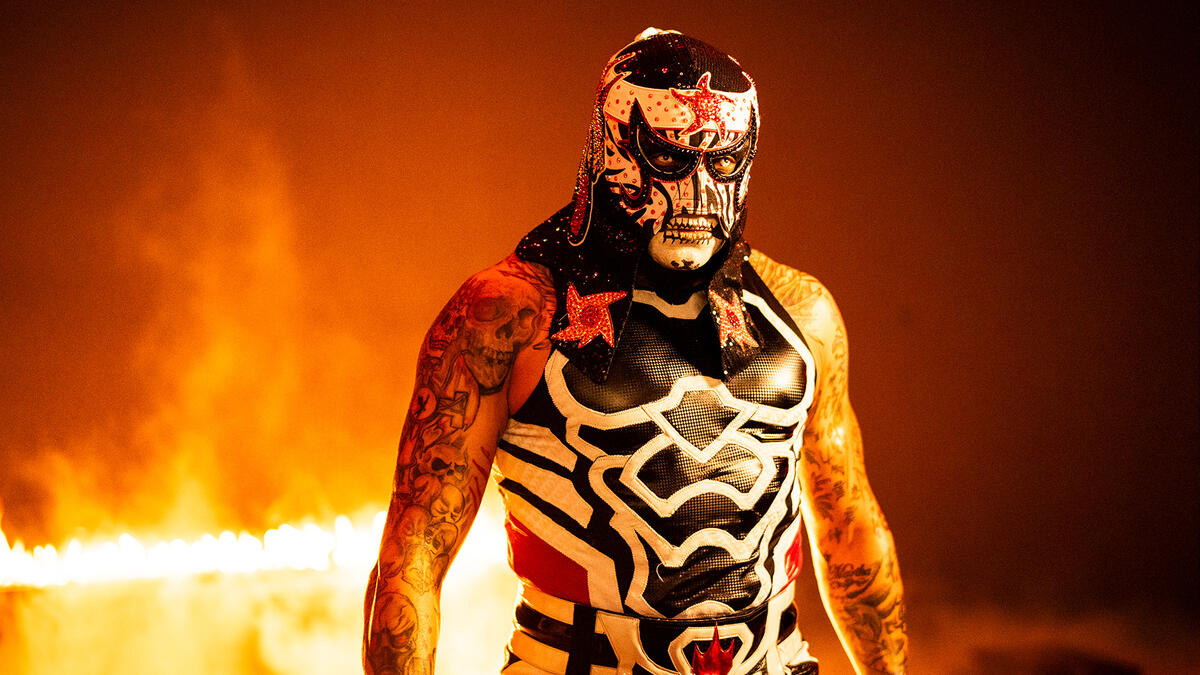 Penta Out Injured After Match On WWE Raw